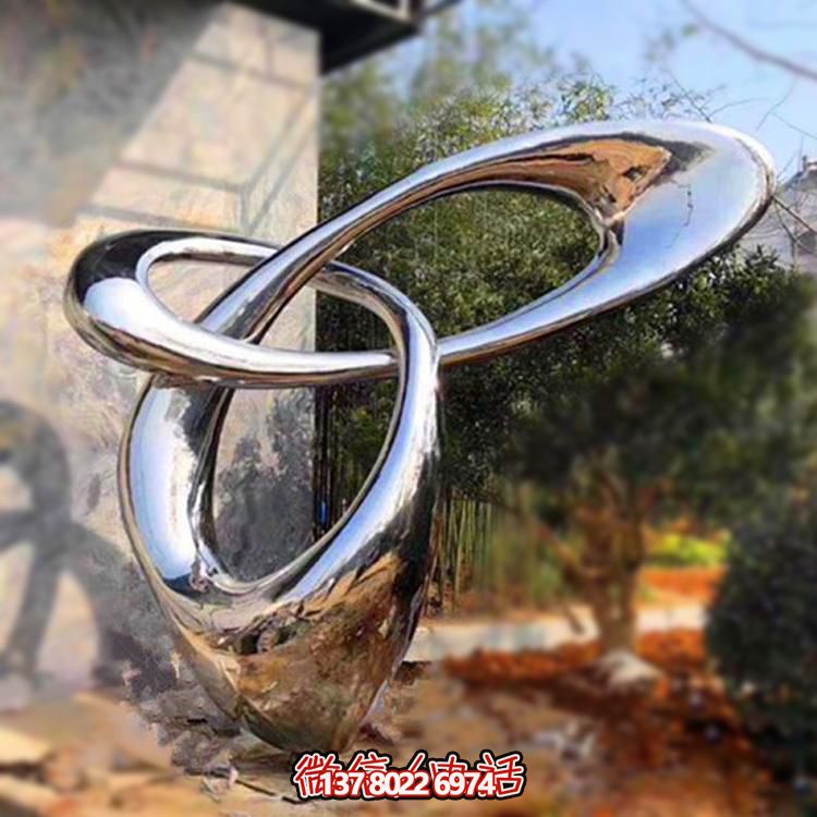 精致不銹鋼圓環擺件，提升園林景觀美感