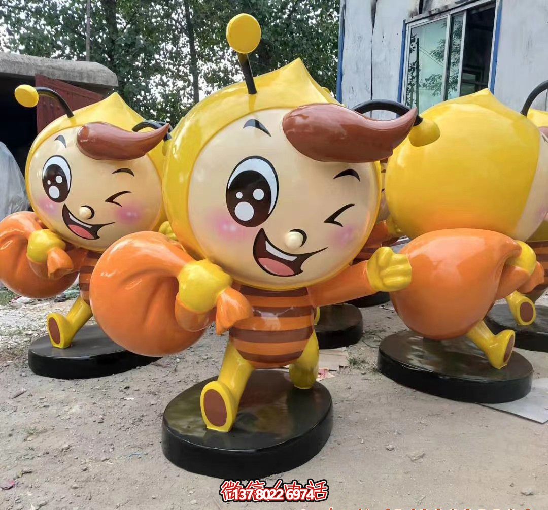仿真蜜蜂雕塑背包，輕便玻璃鋼裝飾小區(qū)、景區(qū)和草坪